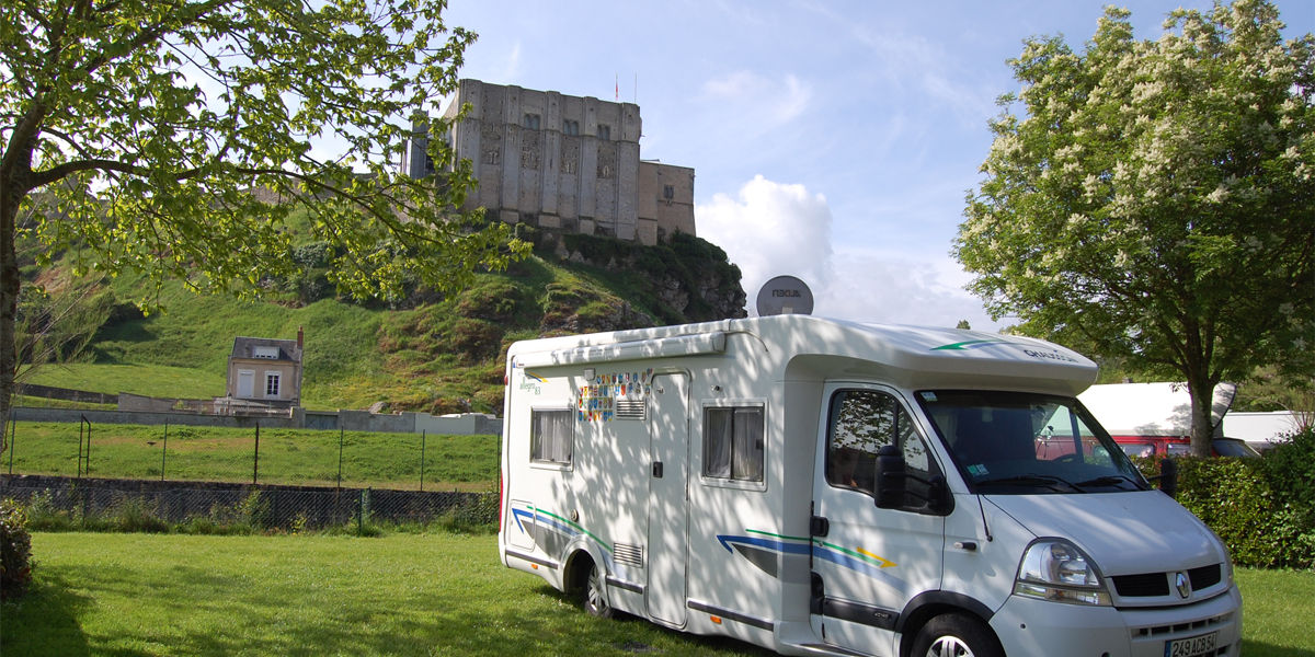 RV Critic - Adventure with Comfort At Every Turn