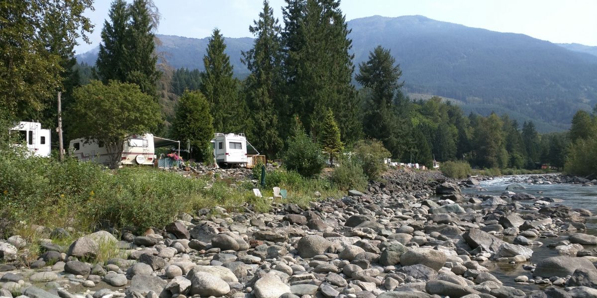 RV Critic - Adventure with Comfort At Every Turn